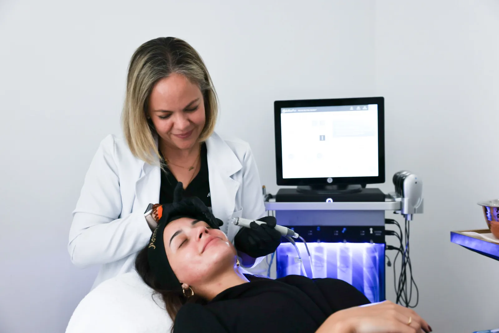 HydraFacial treatment at Advanced Aesthetics